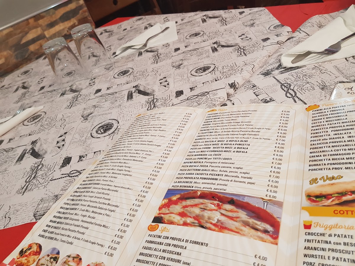 Menu Pizzeria Onna Sufi 1.0-3